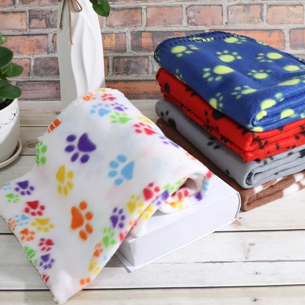 Soft-Fleece-Pet-Dog-Blanket-Warm-Winter-Dog-Cat-Bed-Mat-Paw-Print-Puppy-Sleeping-Blankets-3